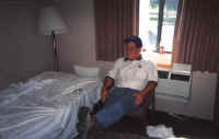 wapmaster_in_motel.jpg (25504 bytes)